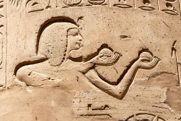 古埃及壁画和石墙上的文字图片下载