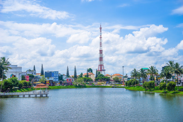 小洞奈湖-越南林东省宝禄市的中心湖。图片下载