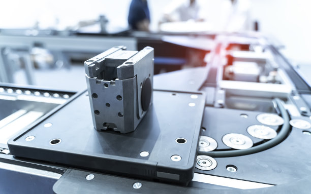 自动化及自动化系统控制在自动化机器人输送生产线上的应用图片下载