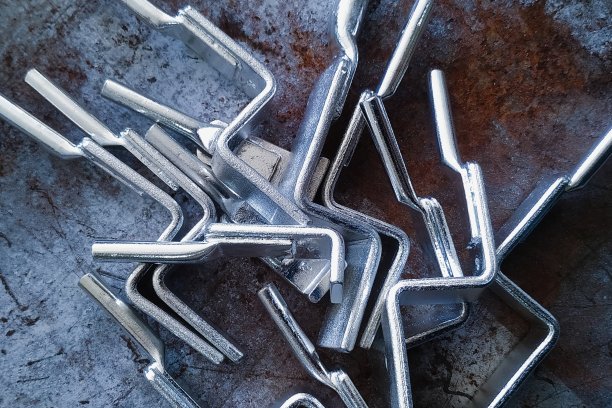 用于连接电缆和电线的金属端子头图片下载