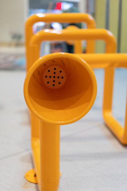 钢的物理麦克风图片下载