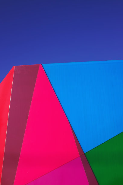 抽象的架构的背景。几何色彩的建筑元素与现代的外观。抽象的城市现代外观，充满活力的色彩。极简主义图片下载