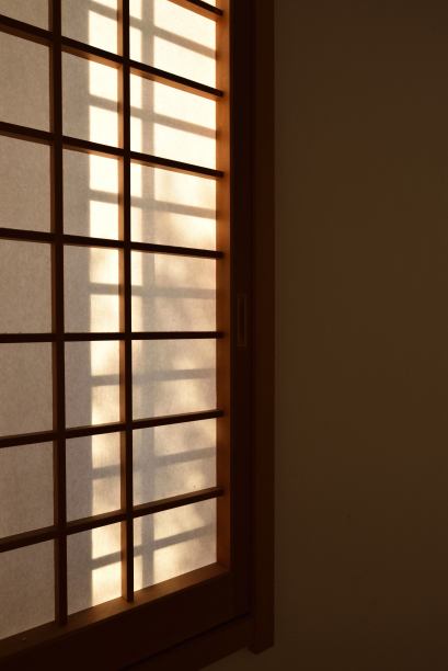 障子，日本纸做的窗纱图片下载
