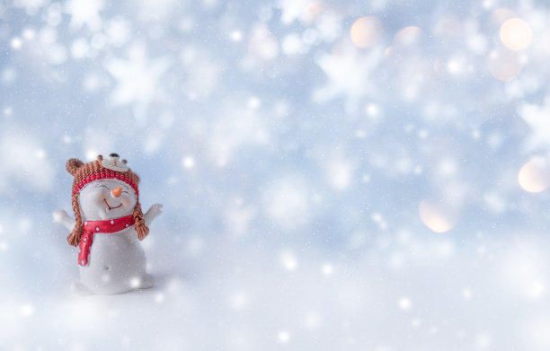 节日的圣诞节与快乐的雪人的背景。图片下载