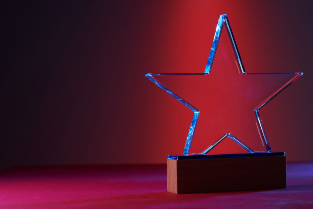 星形状奖杯图片下载