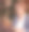 商务女性在咖啡馆使用笔记本电脑。年轻漂亮的女孩坐着图片下载