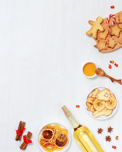 配料有冬季热热酒、节日酒热饮白葡萄酒、圣诞姜饼人、明星图片下载