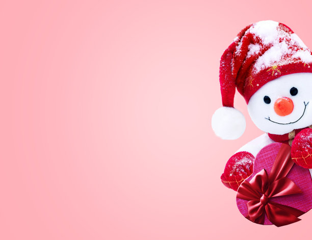 戴着帽子和围巾的小雪人，还有礼品盒。背景是一个有趣的雪人。圣诞贺卡。图片下载