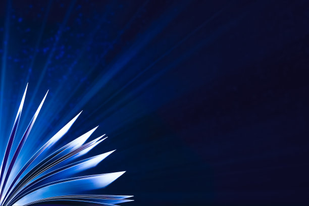 翻开魔法魔法书，底色暗，色调蓝，复制空间图片下载