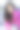 年轻女子在外面吃着一碗冰淇淋放松图片下载
