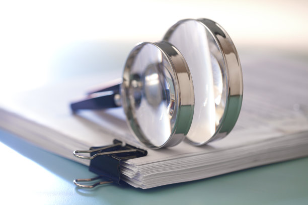 用放大镜叠文件图片下载