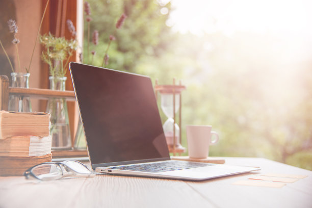 在家户外工作的概念图片下载