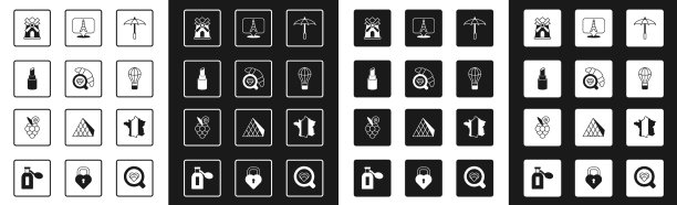 沙滩咖啡杯配羊角包伞图片下载