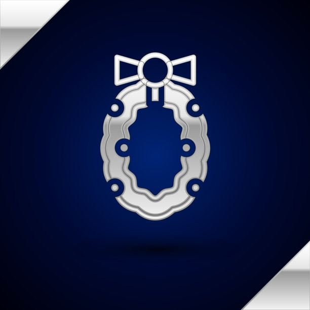 银色圣诞花环图标孤立在深蓝色图片下载