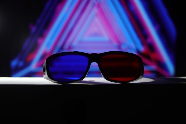 3D眼镜离焦彩色背景图片下载