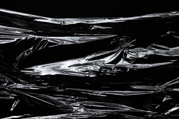 黑色背景聚乙烯包装的图片图片下载