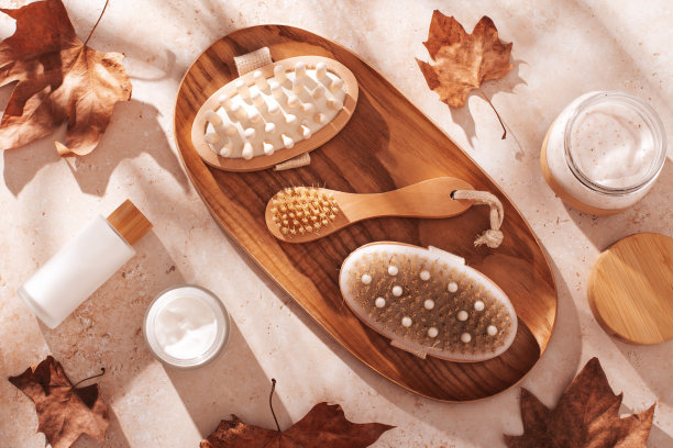 秋季美容护理化妆品及配件塑料免费平铺图片下载