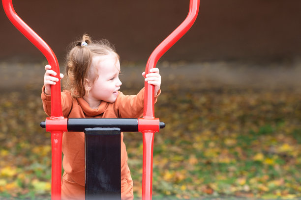 儿童户外运动图片下载
