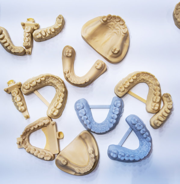 用3d打印机打印牙冠图片下载