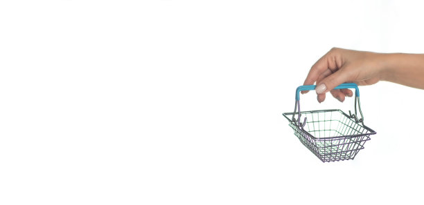 空超市购物篮在手白色背景上，孤立，放置文本图片下载