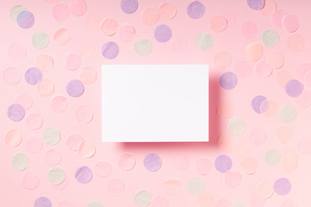 喜庆的背景与空白的白纸卡。图片下载