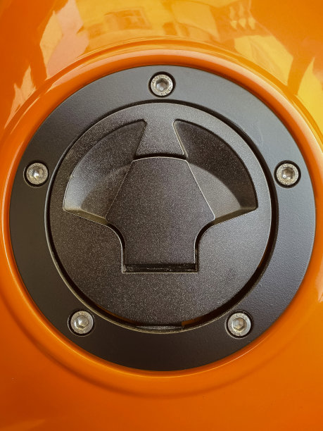 摩托车或飞机的油箱盖图片下载