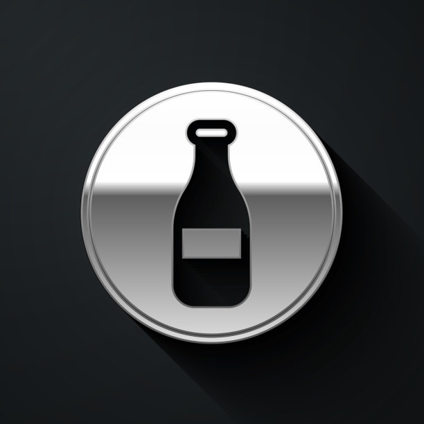 银色酒瓶图标孤立在黑色背景图片下载