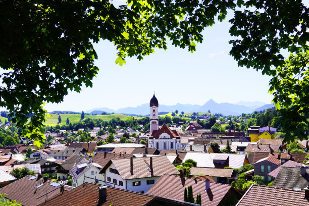 巴伐利亚州内塞旺全景Allgäu。鸟瞰风景如画的小镇。图片下载
