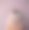 一个有着美丽的棕色长发的女孩。居家护发图片下载