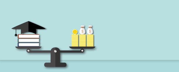 毕业帽与书和硬币在柔和的蓝色背景。商业教育投资概念。图片下载