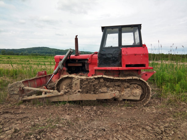 罗马尼亚的推土机图片下载