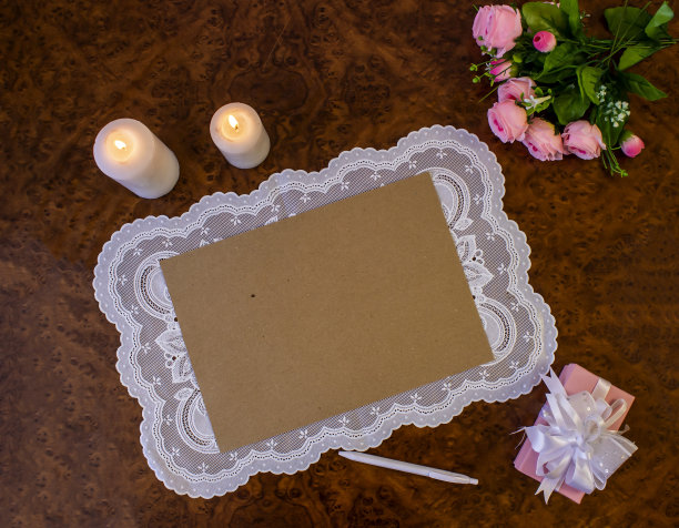 为婚礼、生日、派对或其他庆祝活动提供平面复制空间。图片下载