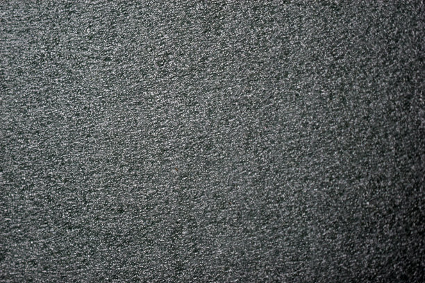 覆盖绝缘材料的银色表面图片下载