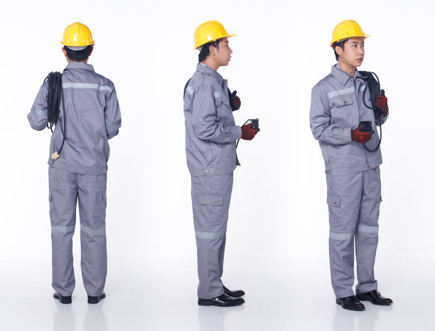 一套三个完整长度的20多岁亚洲人黑色头发穿机械套装礼服鞋。活跃的图片下载