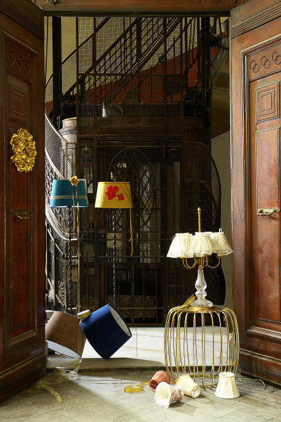 室内古董和古老的石墙图片下载