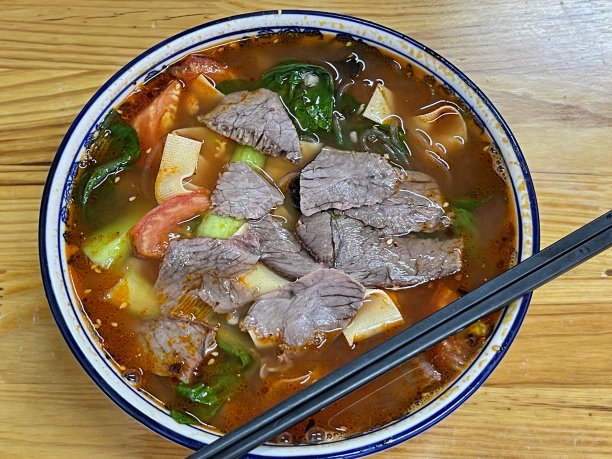 牛肉烩面图片下载