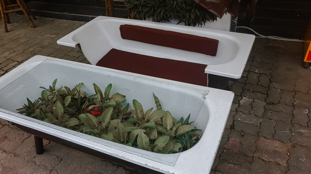 回收洗浴盆中图片下载