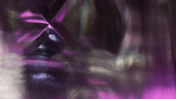 抽象玻璃的折射背景图片下载