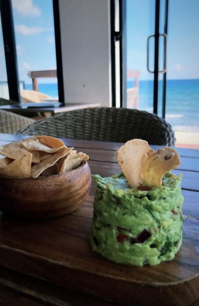 海洋前沿的简单午餐图片下载