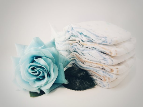 婴儿用的尿布图片下载