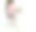 微笑的年轻女子在网上学习。图片下载