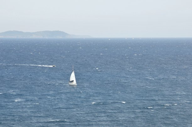 小帆船图片下载