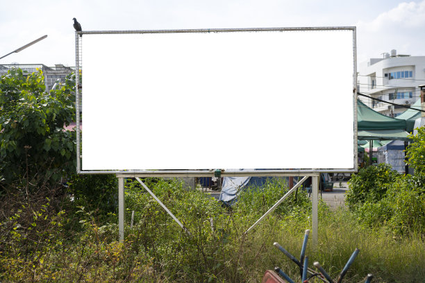 街上的广告牌。分享你的照片。把你的广告放在公告板上。图片下载