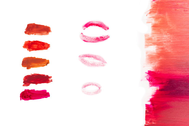 口红色块隔离在白色背景上。图片下载