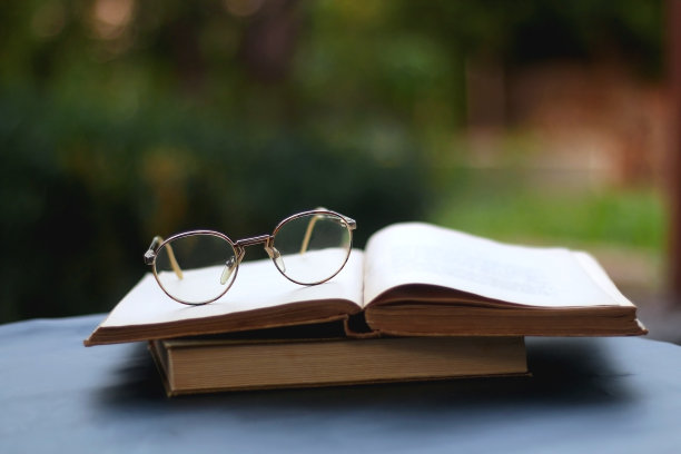 户外阅读图片下载