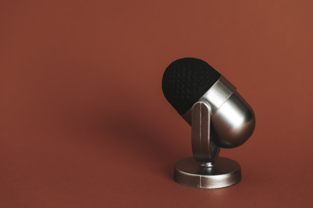 麦克风在红图片下载