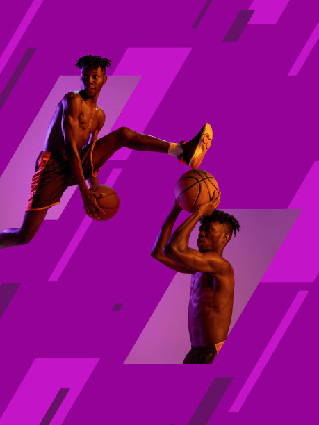 创意艺术作品的职业男子篮球运动员训练孤立在紫色的背景图片下载