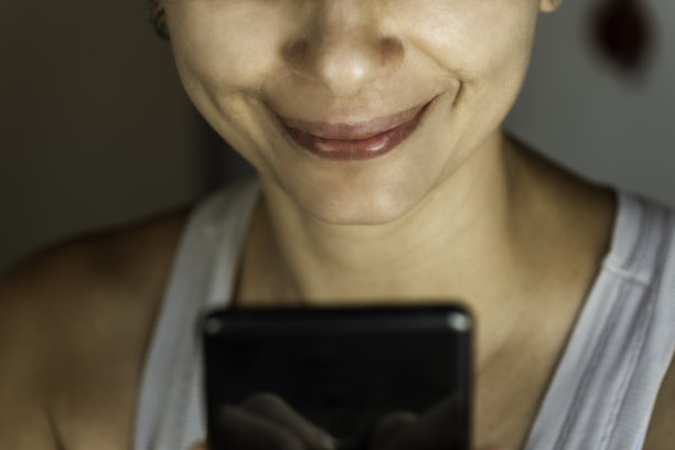 使用电话图片下载