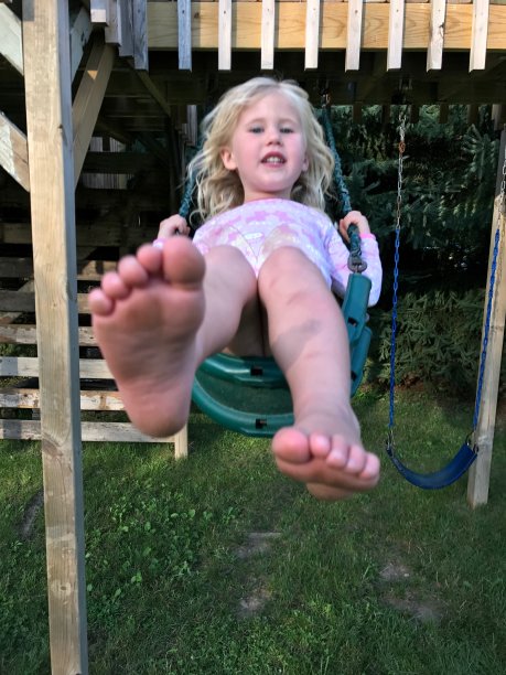 女孩摆图片下载