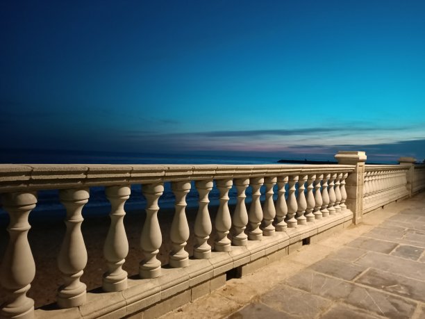 海滨散步图片下载